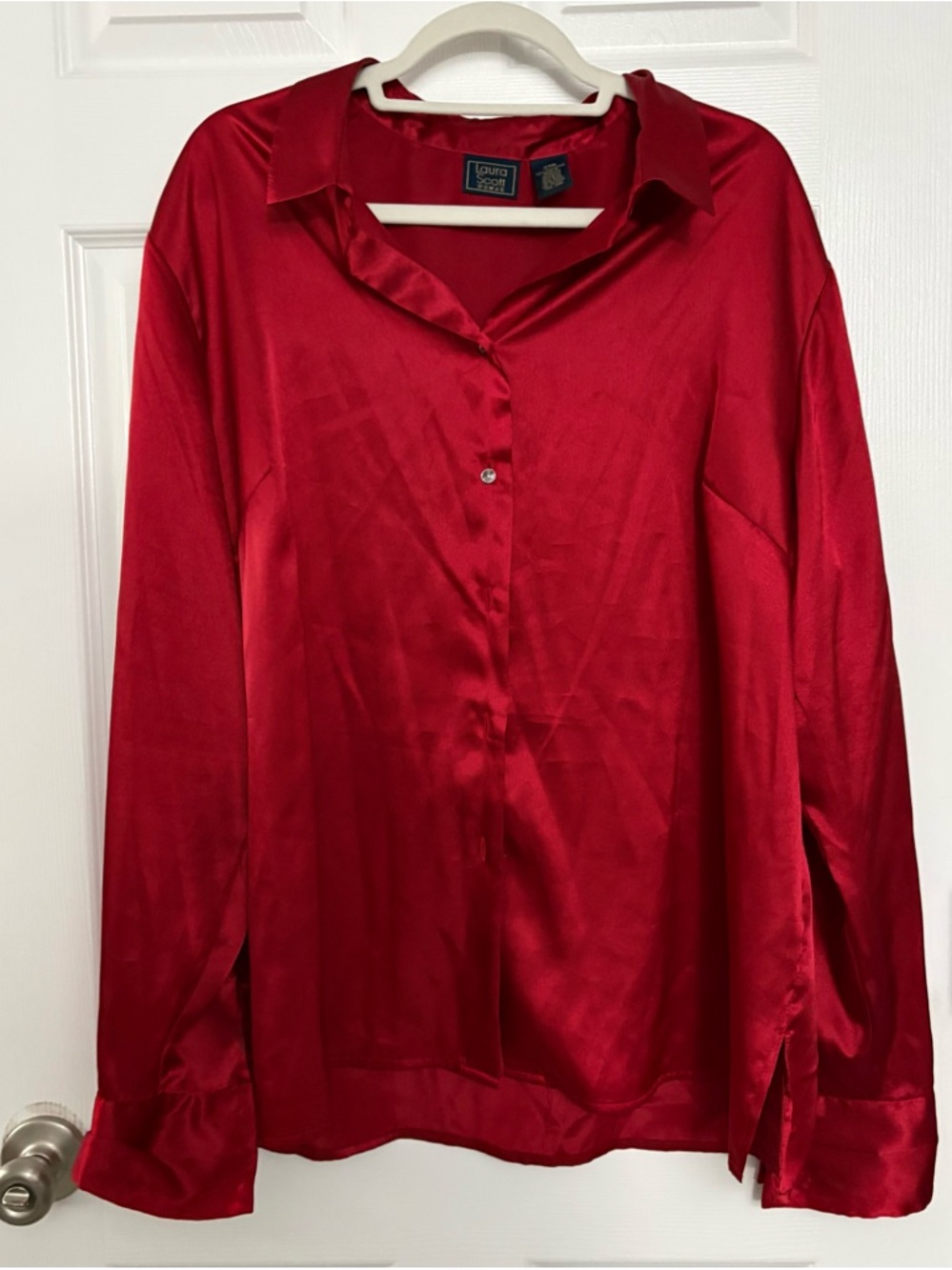 Laura Scott Red Button-Down Shirt